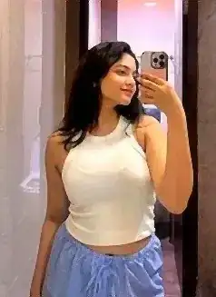 Chhattarpur escort Pari